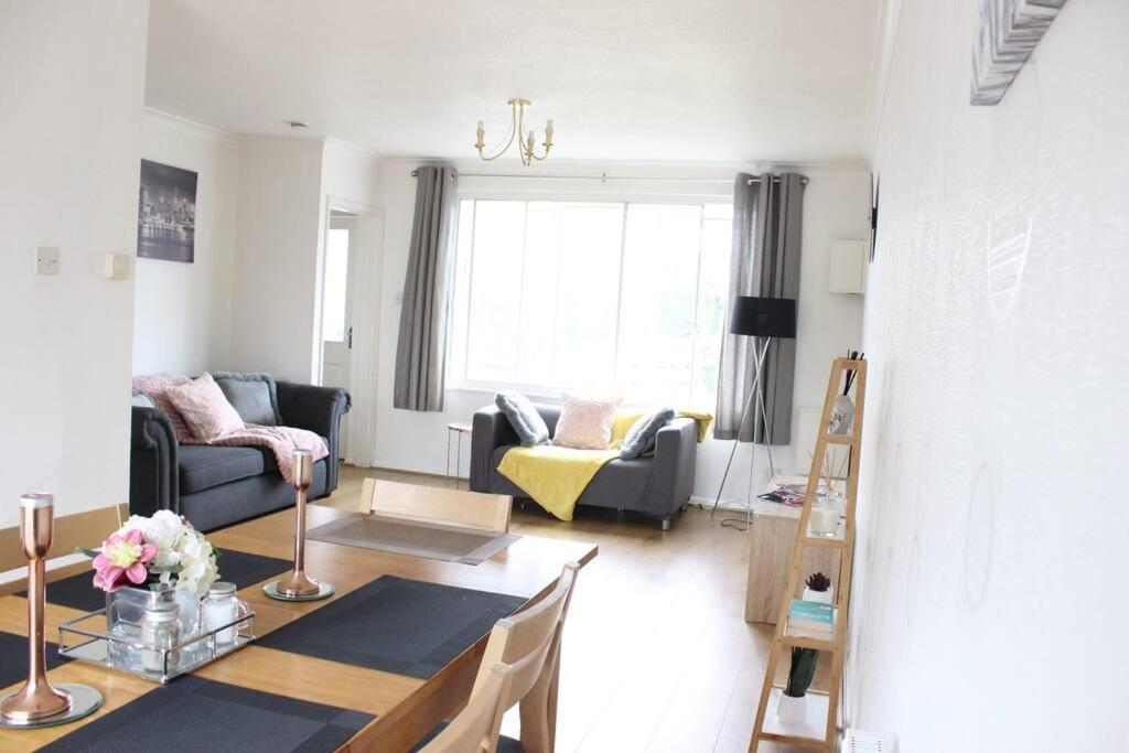 Private & Comfortable 2 Bedroom Home Away From Home Stanwell Luaran gambar